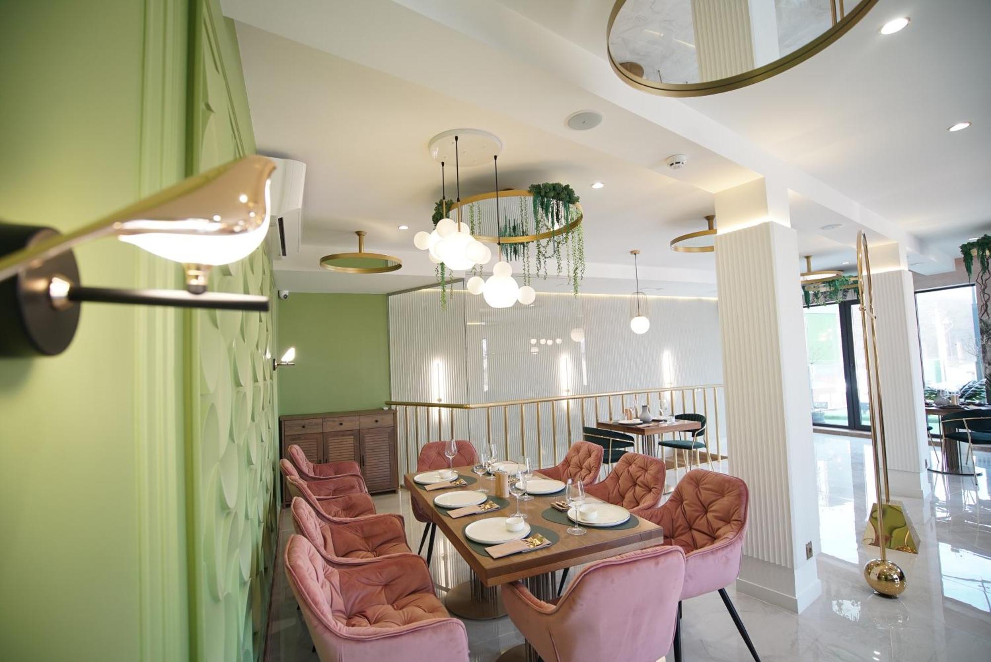 Hide Park Hotel วินนิตซา ภายนอก รูปภาพ
