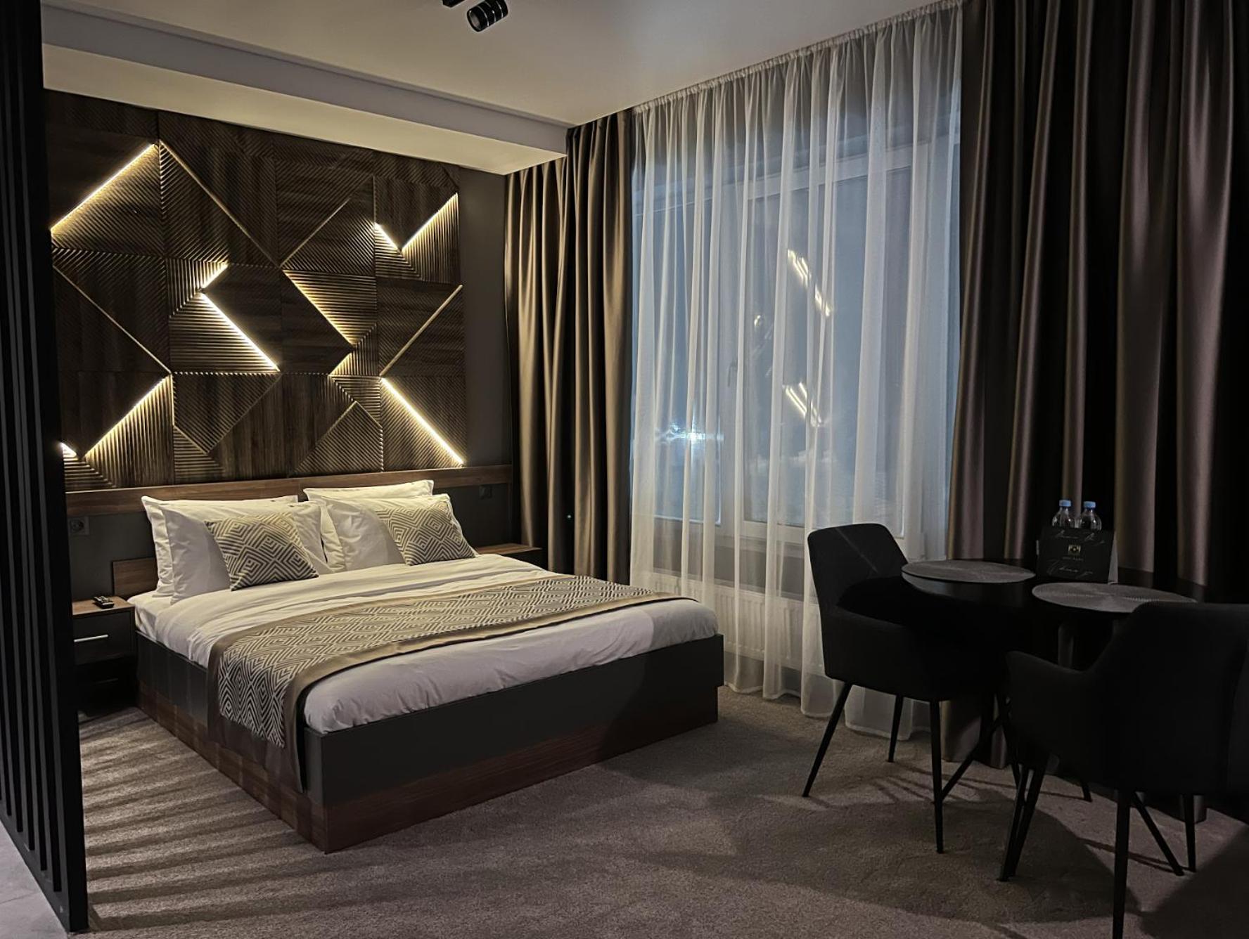 Hide Park Hotel วินนิตซา ภายนอก รูปภาพ