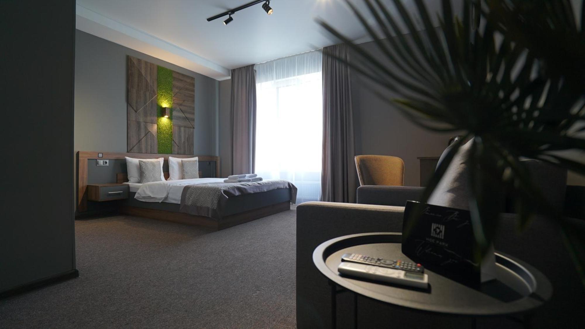 Hide Park Hotel วินนิตซา ภายนอก รูปภาพ