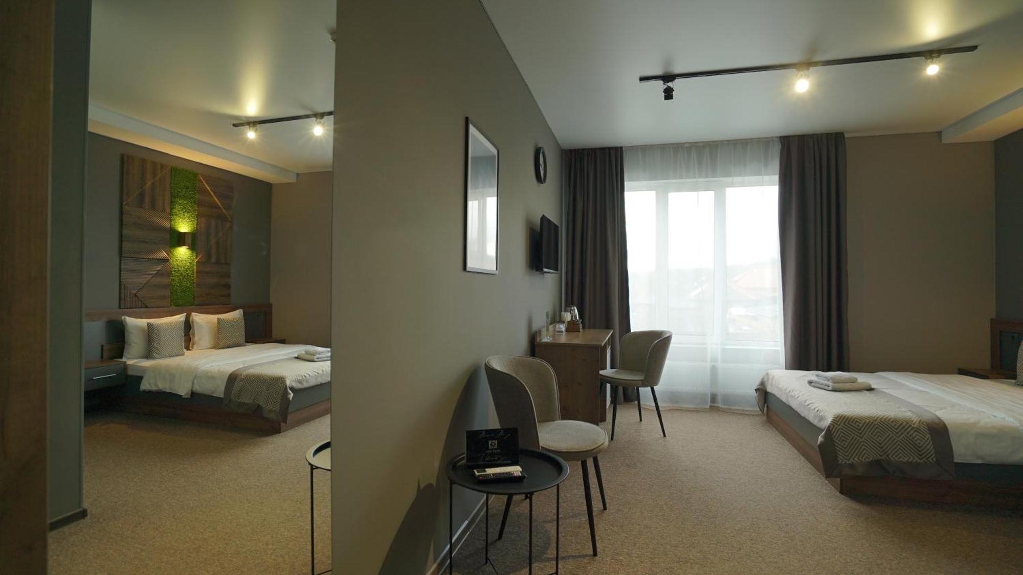 Hide Park Hotel วินนิตซา ภายนอก รูปภาพ