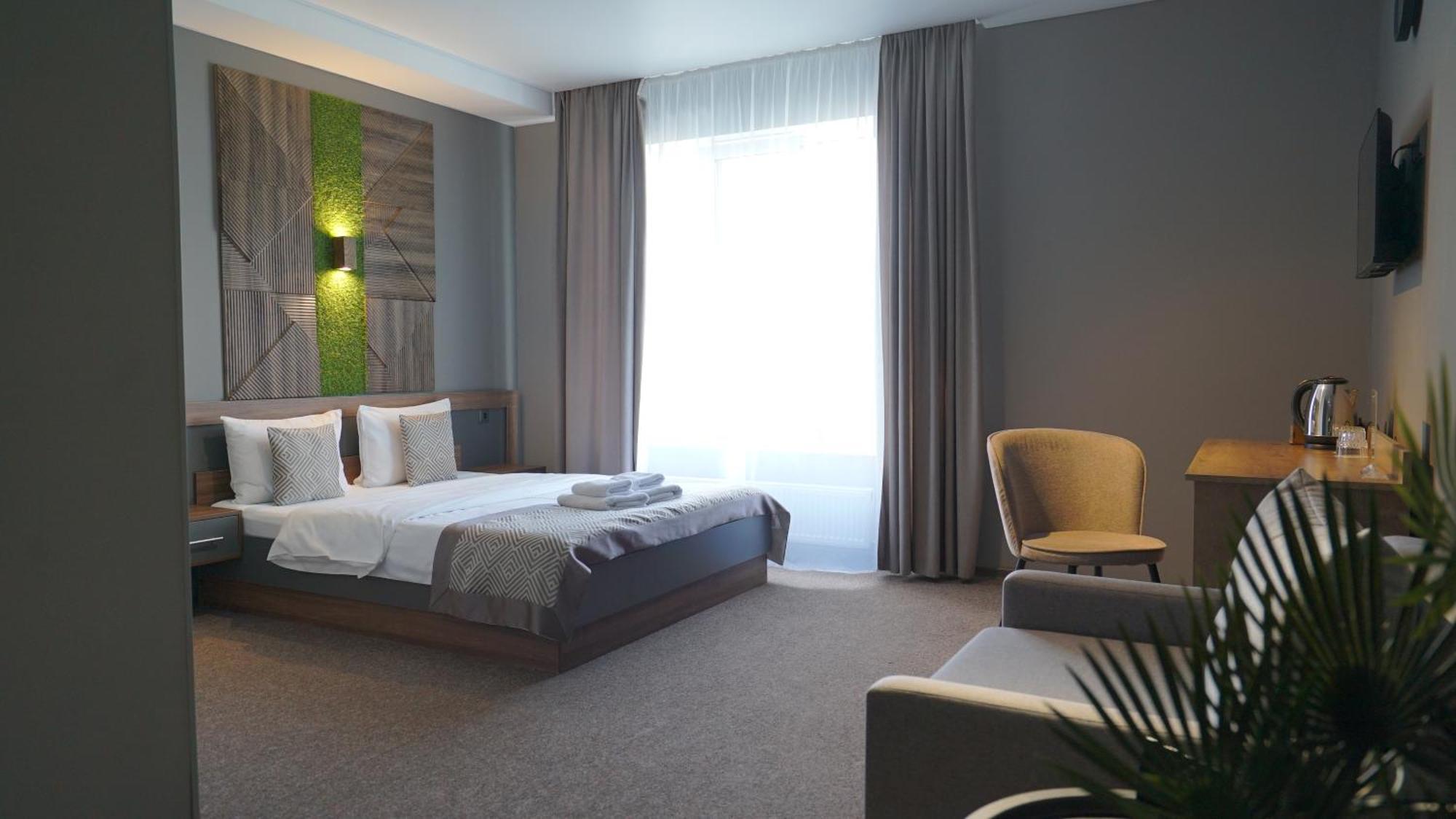 Hide Park Hotel วินนิตซา ภายนอก รูปภาพ