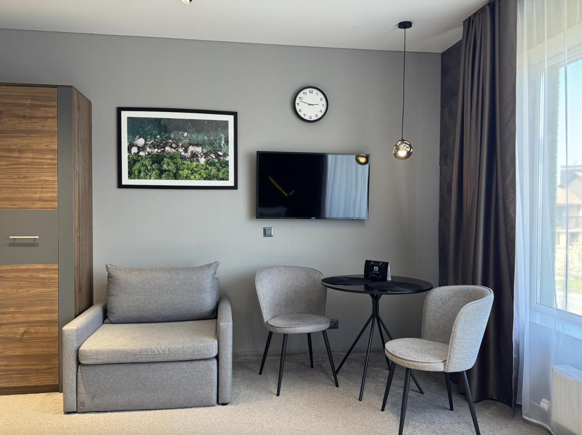 Hide Park Hotel วินนิตซา ภายนอก รูปภาพ